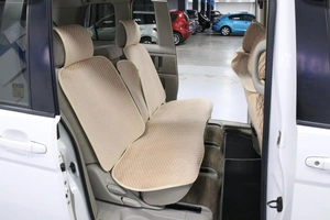 Минивэн Toyota Isis 2008 года, 998000 рублей, Солонцы