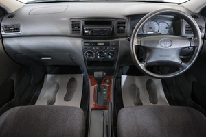 Седан Toyota Corolla 2002 года, 599000 рублей, Омск