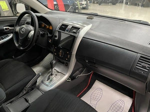 Седан Toyota Corolla 2008 года, 787000 рублей, Солонцы
