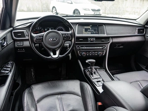 Седан Kia Optima 2017 года, 2180000 рублей, Краснодар