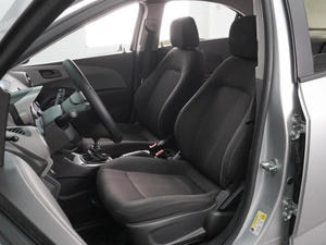 Седан Chevrolet Aveo 2012 года, 729000 рублей, Воронеж