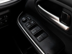 Минивэн Toyota Noah 2024 года, 4120000 рублей, Краснодар