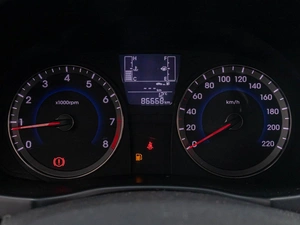 Седан Hyundai Solaris 2015 года, 960000 рублей, Краснодар