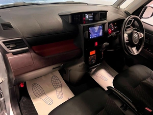 Хетчбэк Toyota Tank 2019 года, 999000 рублей, Красноярск