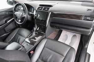 Седан Toyota Camry 2018 года, 1849000 рублей, Красноярск