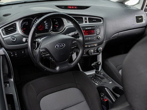 Хетчбэк Kia Ceed 2013 года, 1189000 рублей, Краснодар