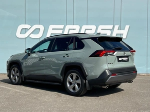 Внедорожник Toyota RAV4 2019 года, 3199000 рублей, Ижевск