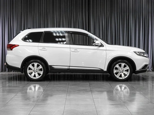 Внедорожник Mitsubishi Outlander 2016 года, 1949000 рублей, Тюмень