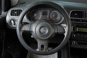 Седан Volkswagen Polo 2012 года, 689000 рублей, Тюмень