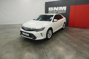 Седан Toyota Camry 2015 года, 2000000 рублей, Курск