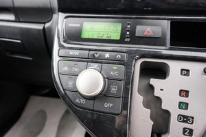 Минивэн Toyota Wish 2006 года, 789000 рублей, Красноярск