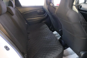 Хетчбэк Toyota Vitz 2016 года, 1129000 рублей, Омск