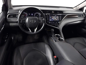 Седан Toyota Camry 2019 года, 2650100 рублей, Казань