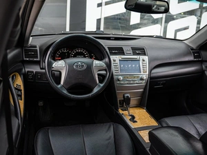 Седан Toyota Camry 2007 года, 1055000 рублей, Краснодар