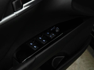 Седан Toyota Camry 2020 года, 2269050 рублей, Москва