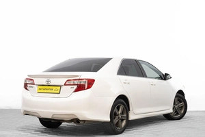 Седан Toyota Camry 2012 года, 1549000 рублей, Барнаул