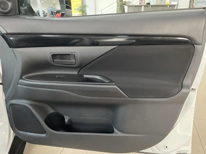 Внедорожник Mitsubishi Outlander 2019 года, 1847000 рублей, Солонцы