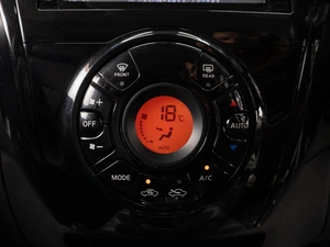 Хетчбэк Nissan Note 2017 года, 1240000 рублей, Тюмень
