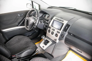 Минивэн Toyota Corolla Verso 2005 года, 559000 рублей, Пермь