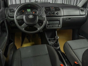 Хетчбэк Skoda Fabia 2012 года, 559000 рублей, Тюмень