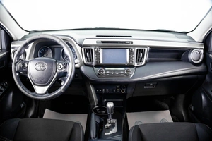 Внедорожник Toyota RAV4 2017 года, 2159000 рублей, Пермь