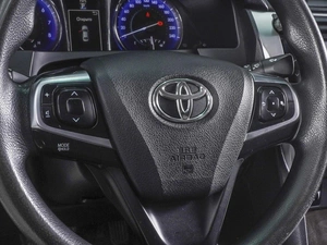 Седан Toyota Camry 2015 года, 1850000 рублей, Ростов-на-Дону