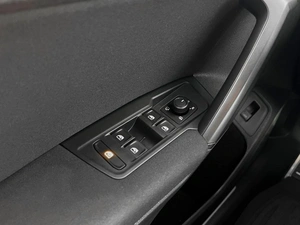 Внедорожник Volkswagen Tiguan 2019 года, 2325000 рублей, Казань