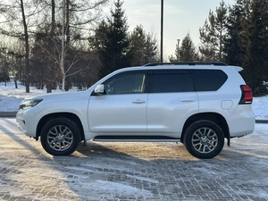 Внедорожник Toyota Land Cruiser Prado 2017 года, 5297000 рублей, Красноярск