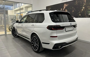 Внедорожник BMW X7 2025 года, 15450000 рублей, Новосибирск