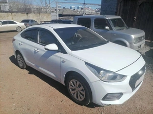 Седан Hyundai Solaris 2017 года, 877800 рублей, Красноярск