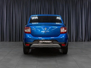 Седан Renault Logan Stepway 2018 года, 669000 рублей, Тюмень