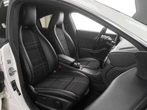 Седан Mercedes-benz CLA-класс 2015 года, 1739000 рублей, Тюмень