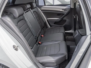Хетчбэк Volkswagen Golf 2013 года, 1630000 рублей, Краснодар