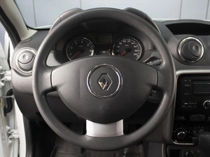 Внедорожник Renault Duster 2014 года, 870000 рублей, Омск