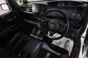 Хетчбэк Honda N-BOX 2017 года, 899000 рублей, Омск