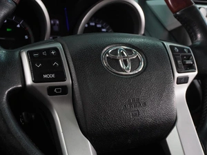 Внедорожник Toyota Land Cruiser Prado 2015 года, 4349000 рублей, Воронеж
