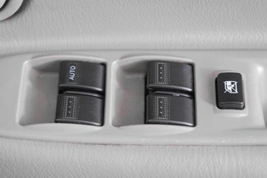 Хетчбэк Mazda Demio 2001 года, 349000 рублей, Кемерово