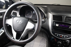 Седан Hyundai Solaris 2013 года, 649000 рублей, Оренбург