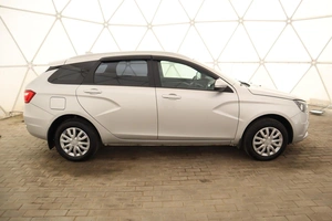 Универсал ВАЗ (LADA) Vesta 2021 года, 1190000 рублей, Обнинск