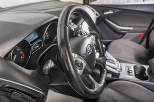 Хетчбэк Ford Focus 2012 года, 1049000 рублей, Томск