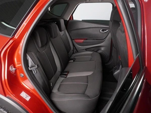 Внедорожник Renault Kaptur 2021 года, 1698000 рублей, Красный Пахарь