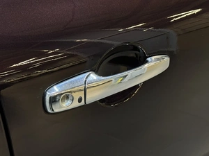 Хетчбэк Mazda Verisa 2005 года, 447000 рублей, Красноярск