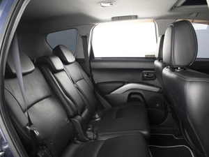 Внедорожник Mitsubishi Outlander 2008 года, 1350000 рублей, Омск