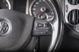 Внедорожник Volkswagen Tiguan 2013 года, 1249000 рублей, Томск