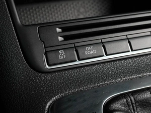 Внедорожник Volkswagen Tiguan 2011 года, 1028070 рублей, Воронеж