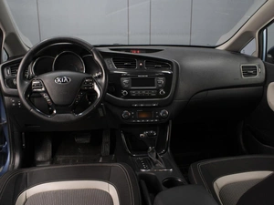 Хетчбэк Kia Ceed 2014 года, 990000 рублей, Омск