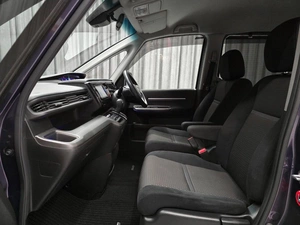 Минивэн Honda Stepwgn 2015 года, 1899000 рублей, Красноярск