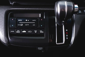 Минивэн Honda Stepwgn Spada 2017 года, 2119000 рублей, Пермь