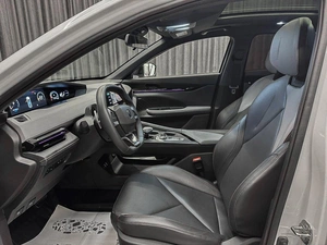 Лифтбек Changan UNI-V 2023 года, 2390000 рублей, Красноярск