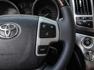 Внедорожник Toyota Land Cruiser 2012 года, 3545000 рублей, Краснодар